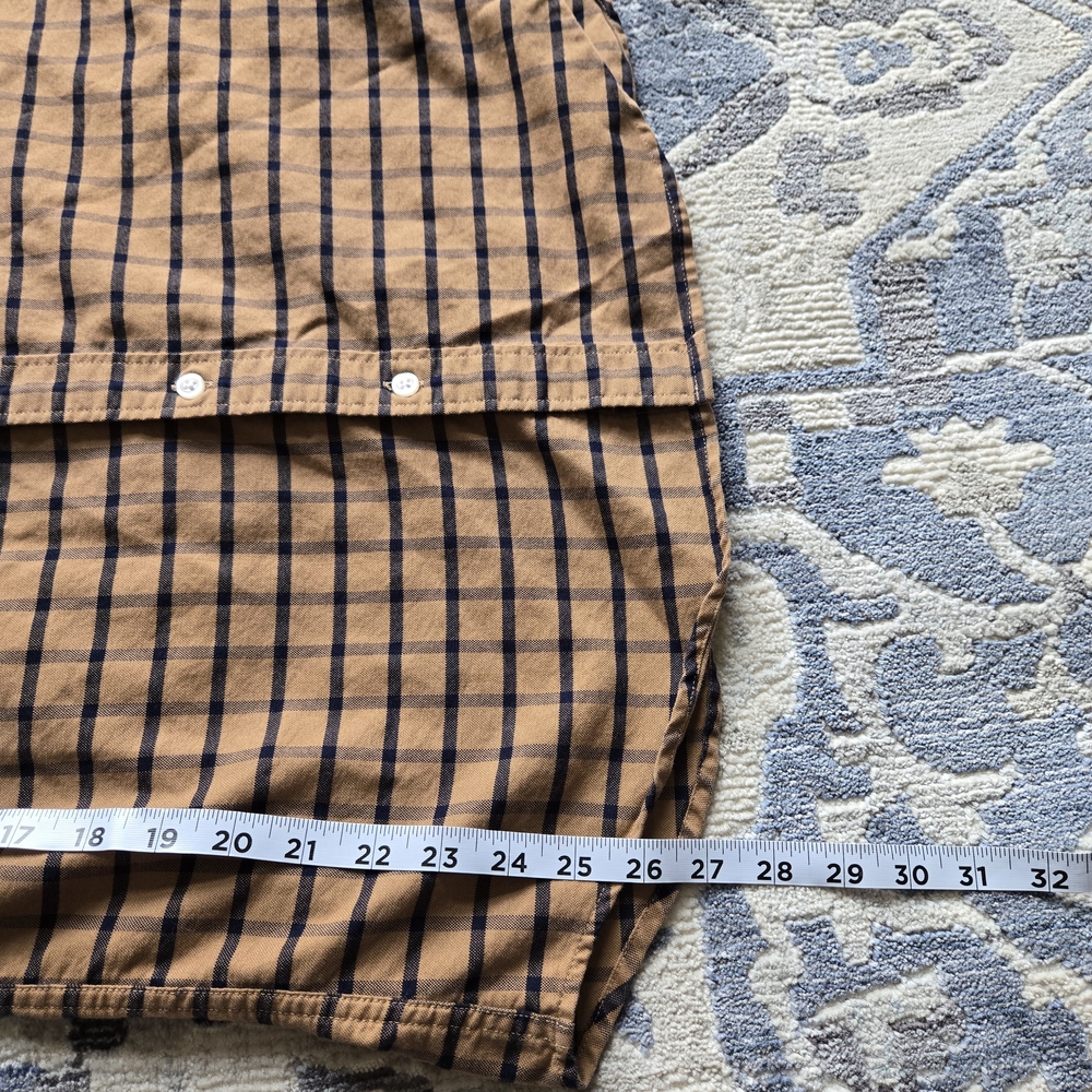 M J. Crew Button Up - Picture 6 of 6